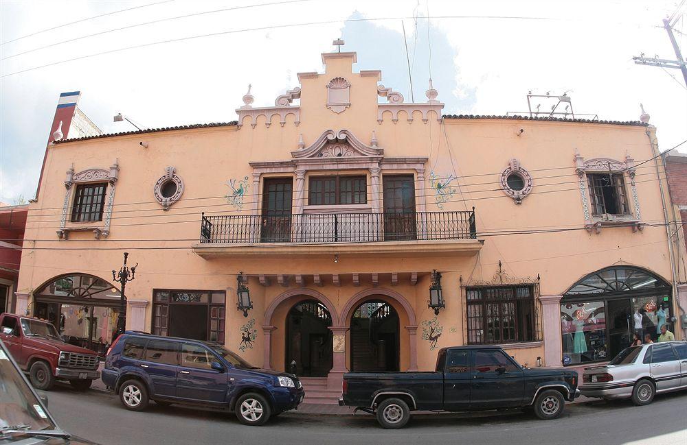 Hotel Urdinola Saltillo Kültér fotó